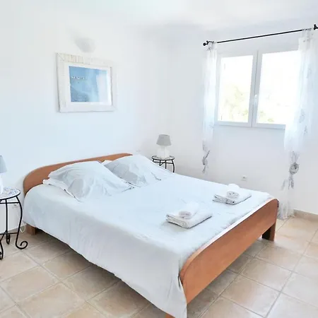 Belle Vue Avec Piscine Chauffee 4 - Baccalocation Villa *